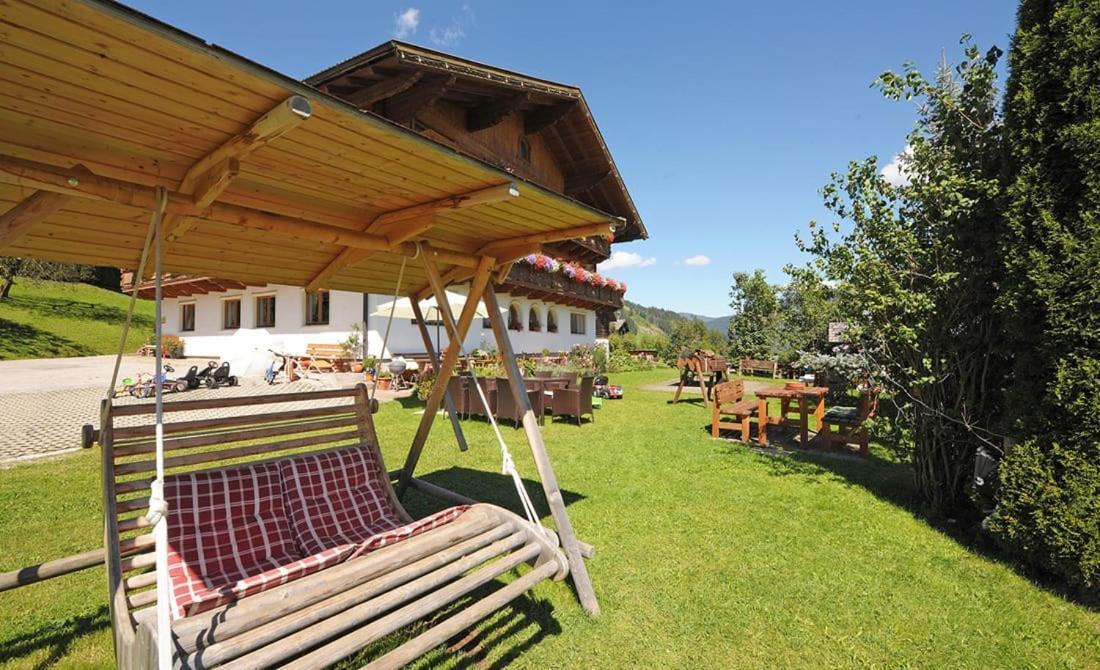 Alpin Apart Flachau Exterior photo